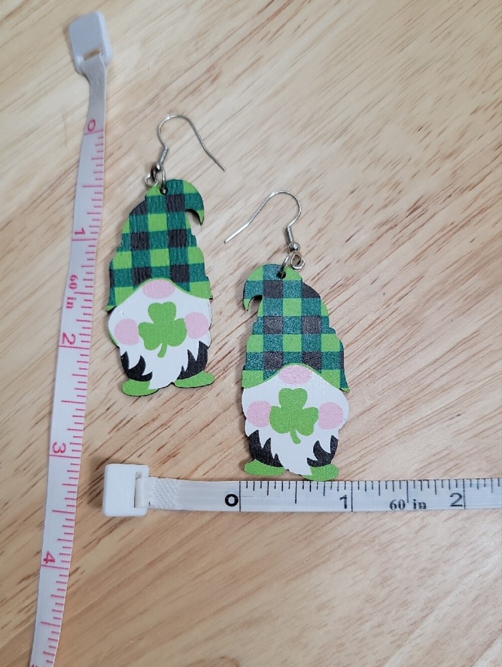 Women’s St. Patrick’s Day Green Plaid Gnome Dangle Earrings 2" Drop New - Picture 4 of 6